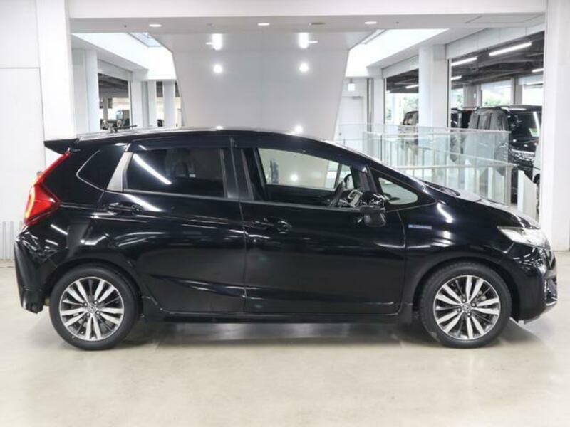 FIT HYBRID