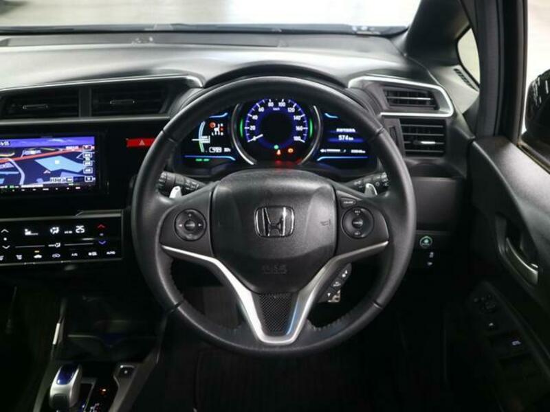 FIT HYBRID