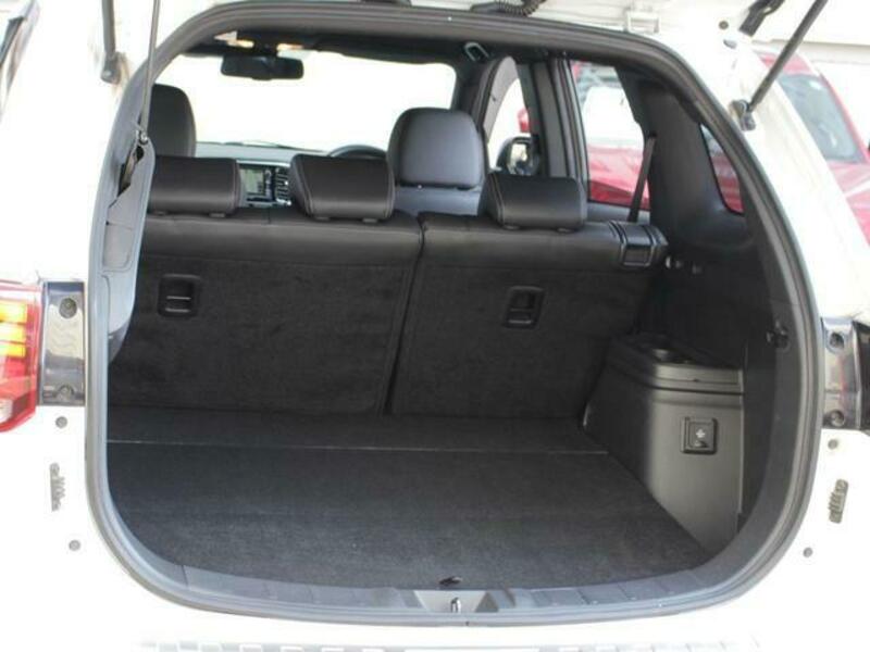 OUTLANDER PHEV