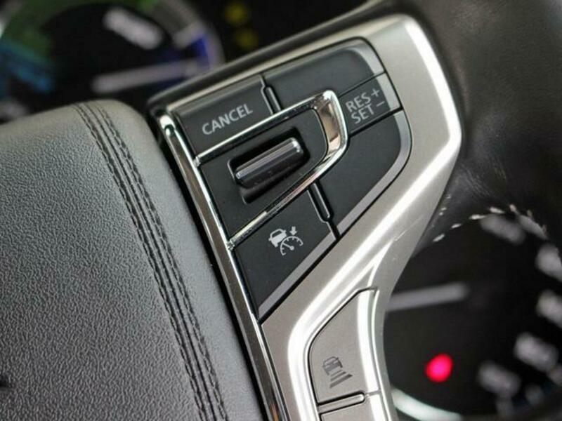 OUTLANDER PHEV