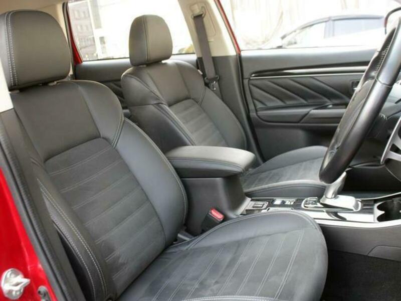OUTLANDER PHEV