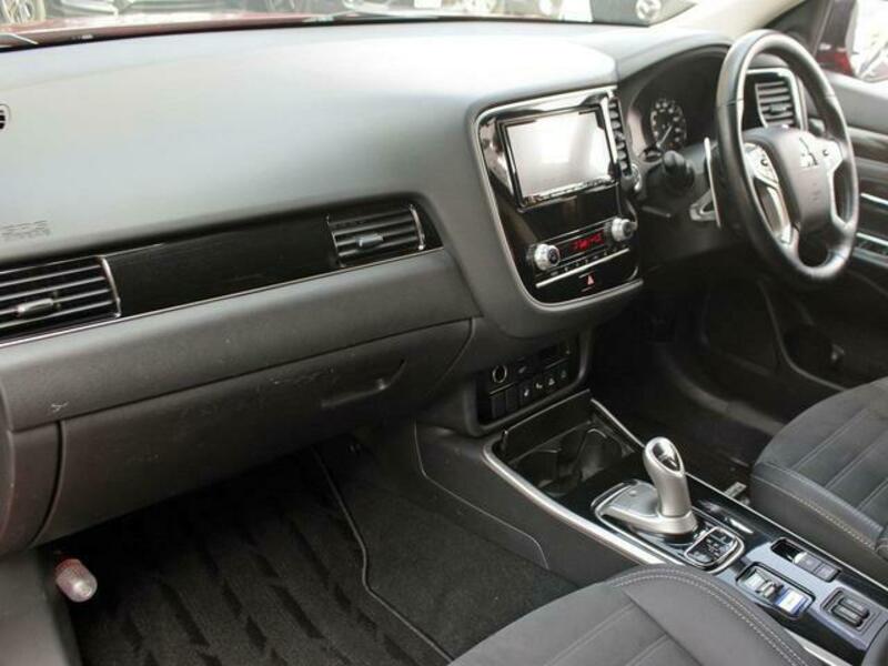 OUTLANDER PHEV