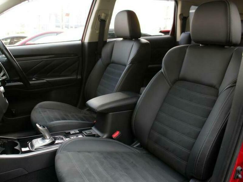 OUTLANDER PHEV