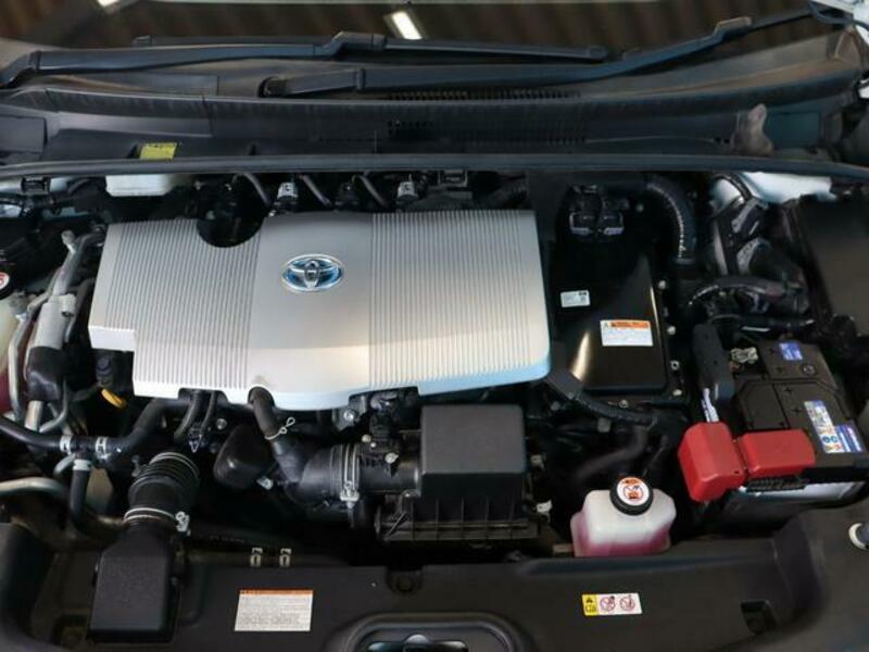 PRIUS PHV