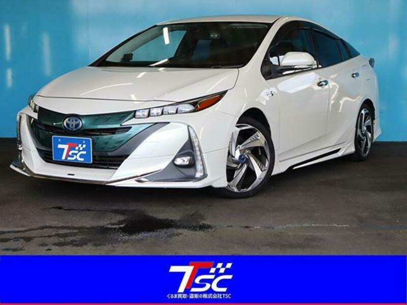 TOYOTA PRIUS PHV