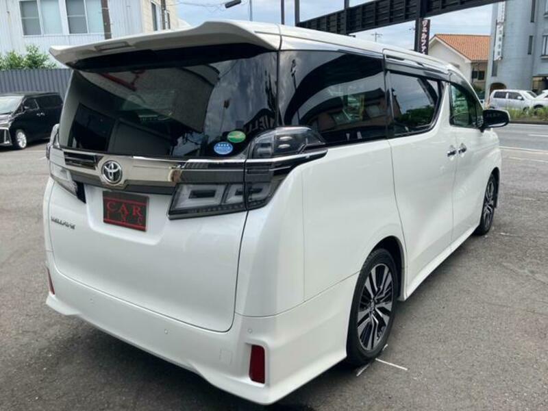VELLFIRE