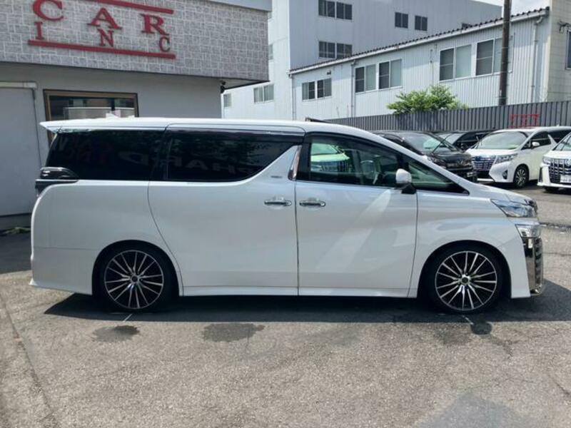 VELLFIRE