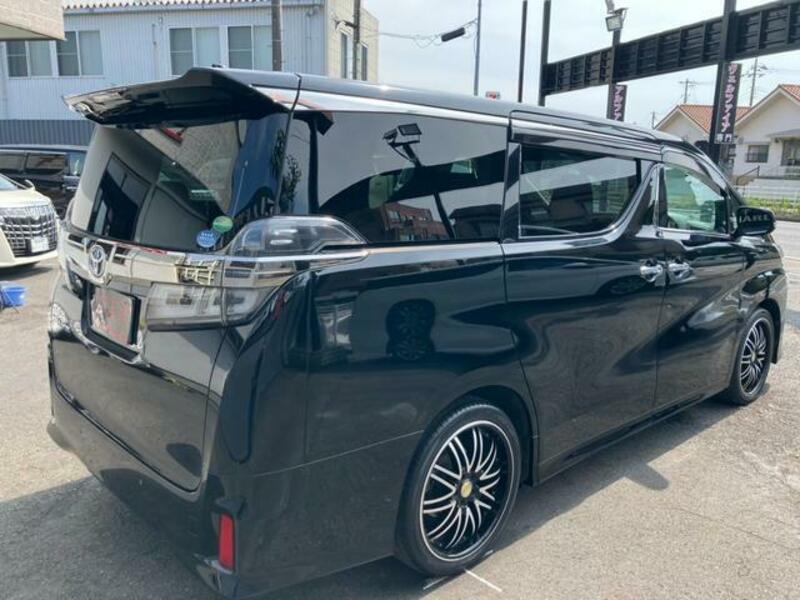 VELLFIRE