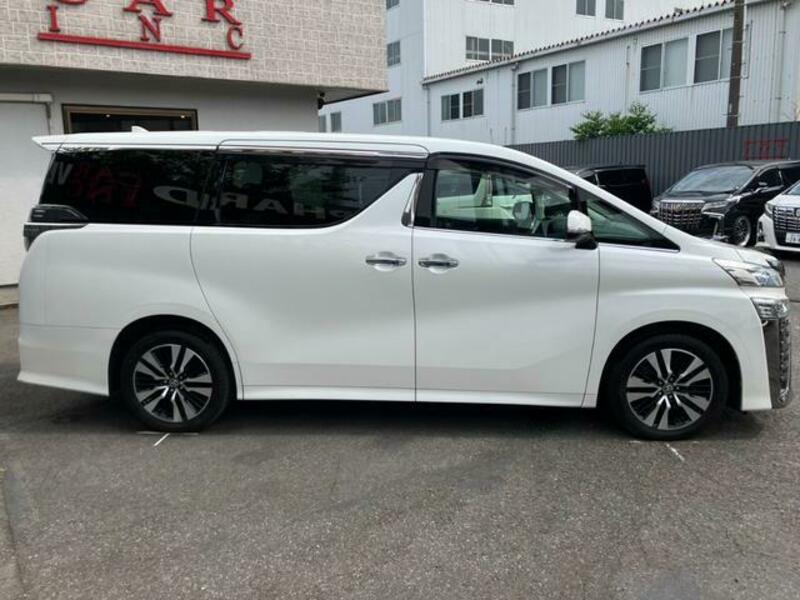 VELLFIRE