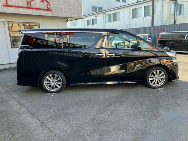 VELLFIRE
