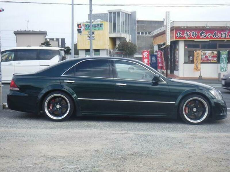 CROWN