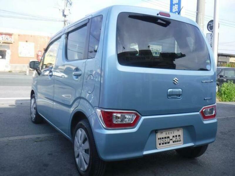 WAGON R