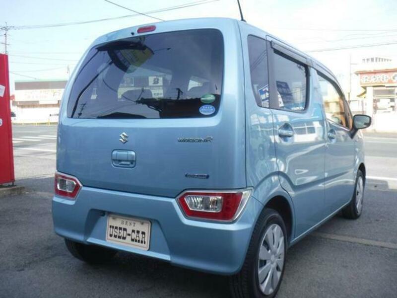 WAGON R
