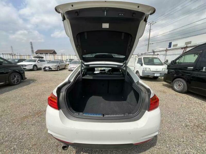 4 SERIES