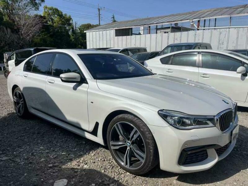 BMW 7 SERIES