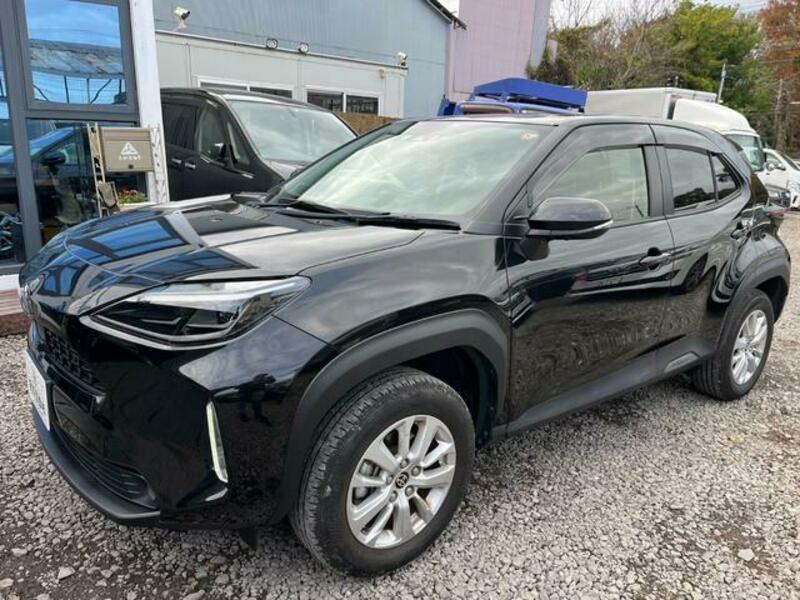 YARIS CROSS