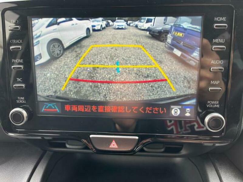 YARIS CROSS
