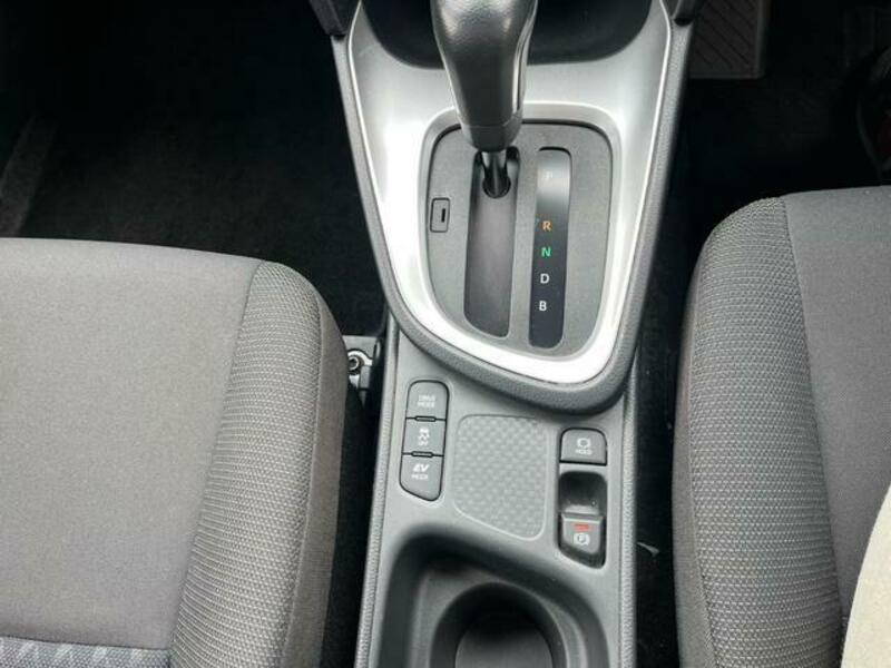 YARIS CROSS
