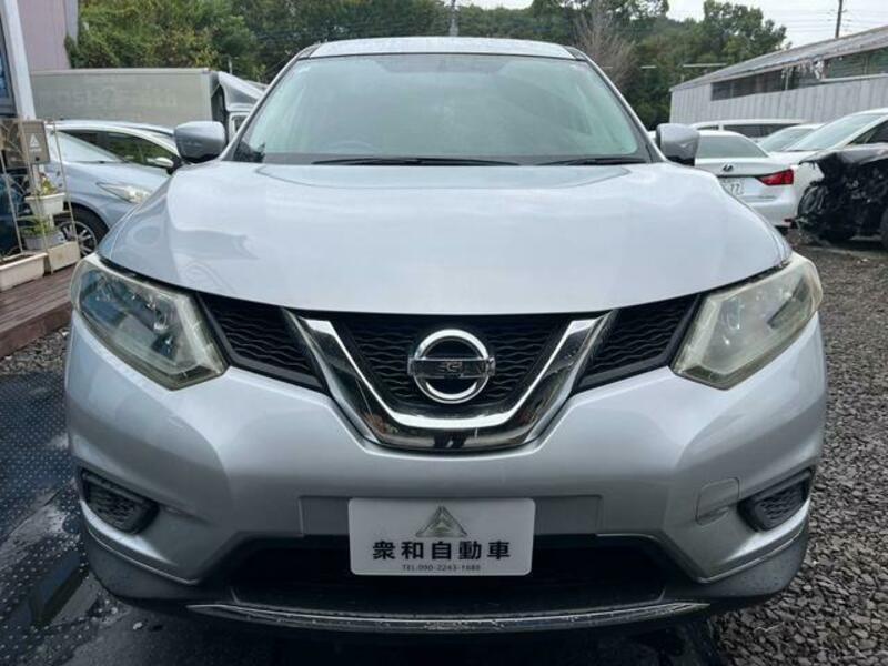 X-TRAIL