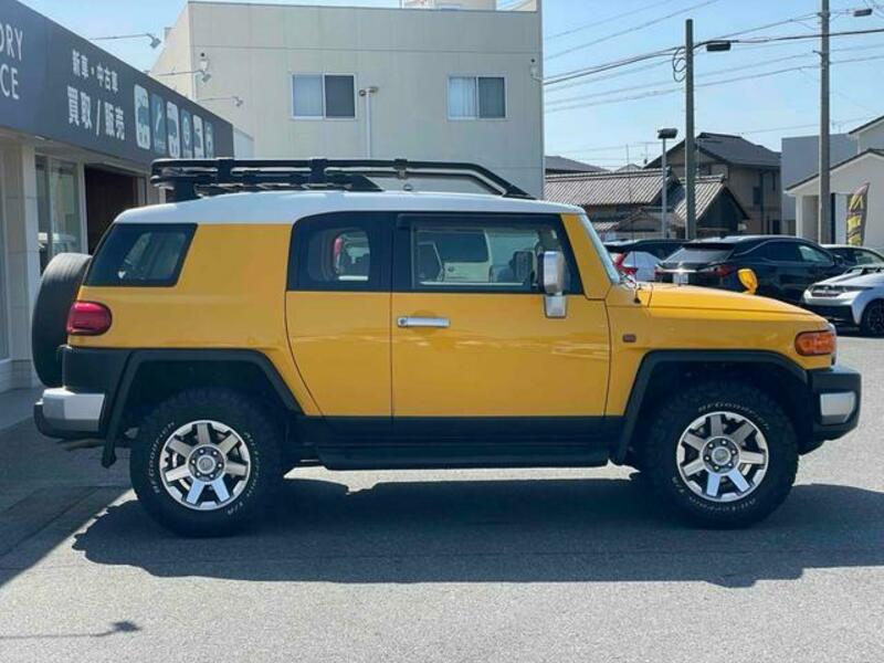 FJ CRUISER