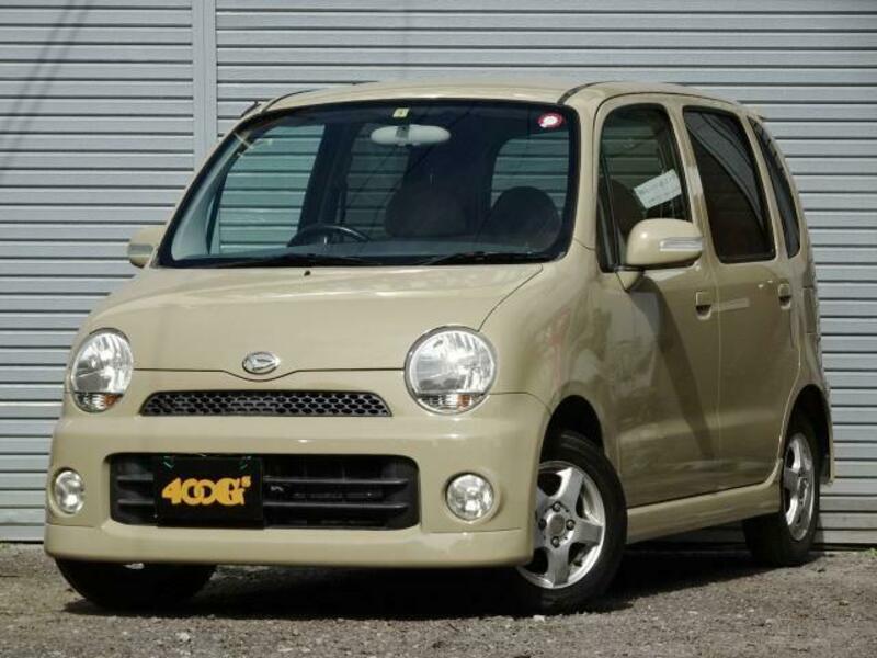 DAIHATSU MOVE LATTE