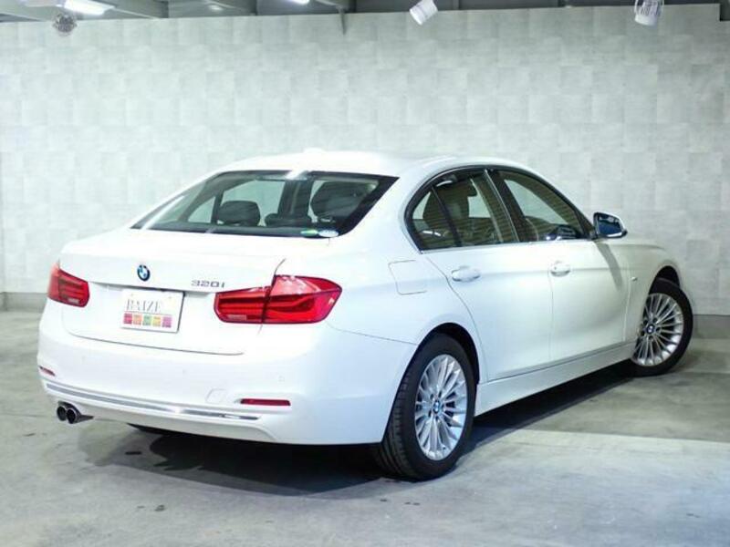3 SERIES
