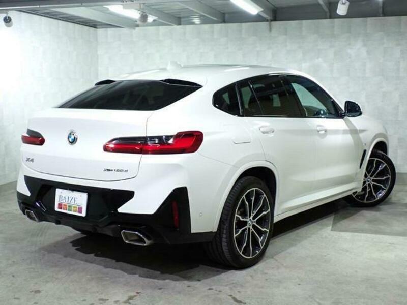 X4