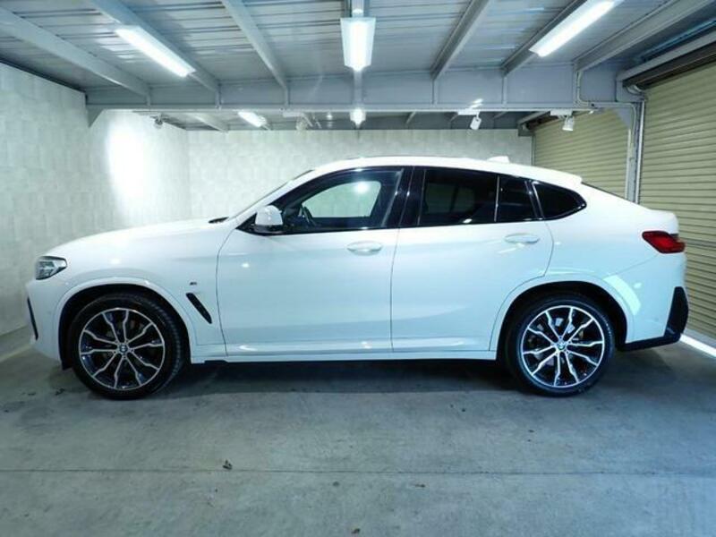 X4
