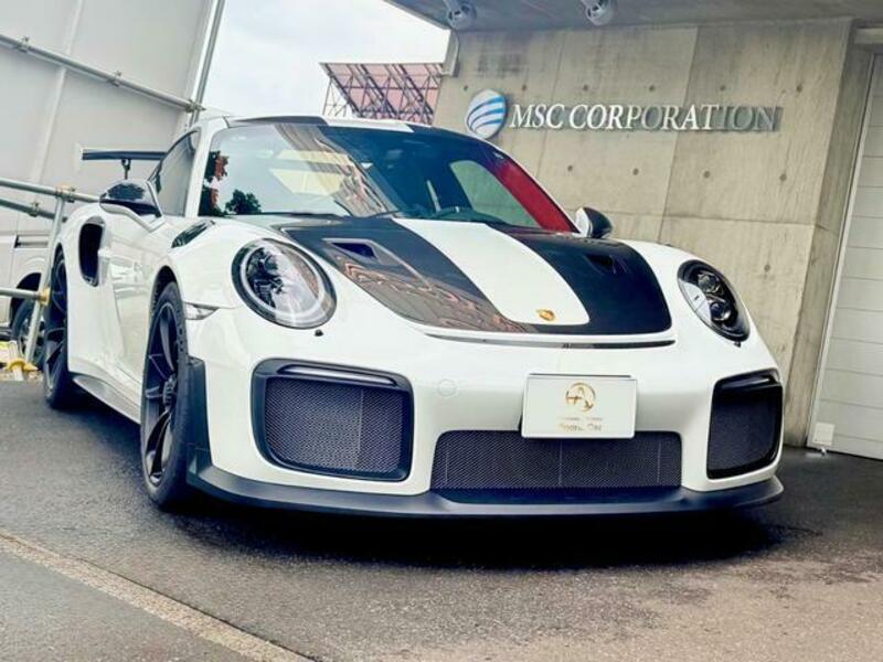 911
