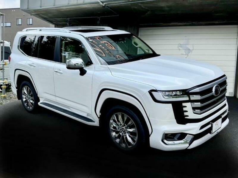 LAND CRUISER