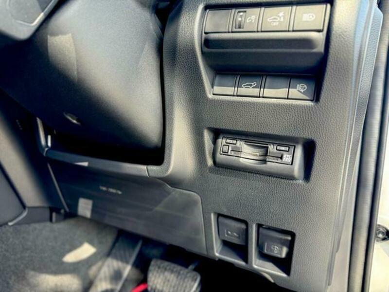 LAND CRUISER 250