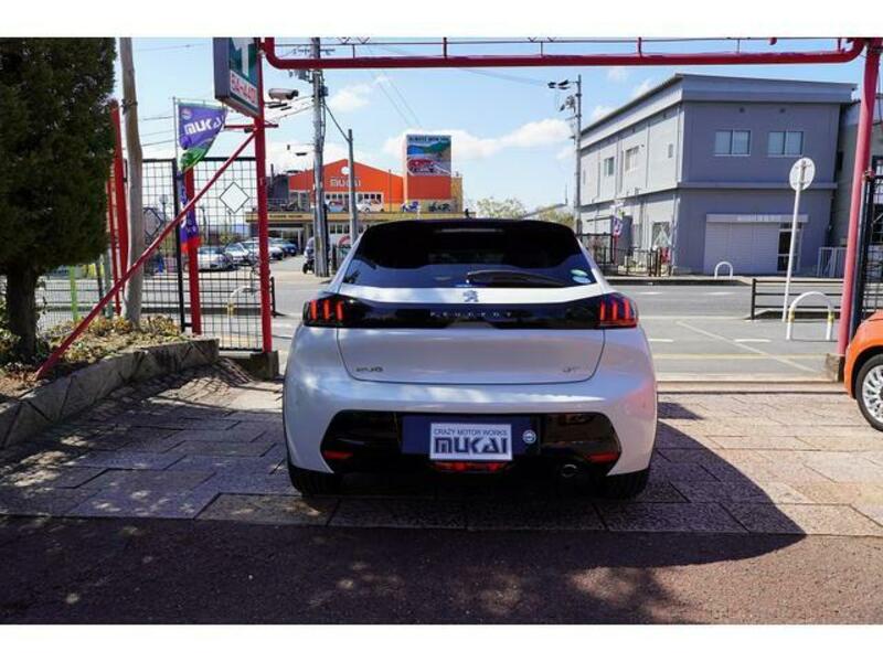 208