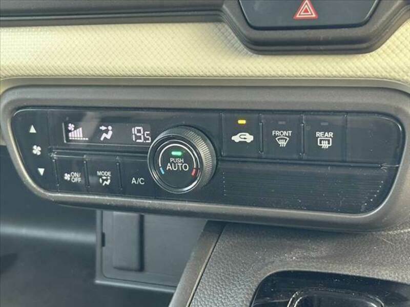 N BOX