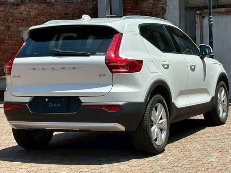 XC40