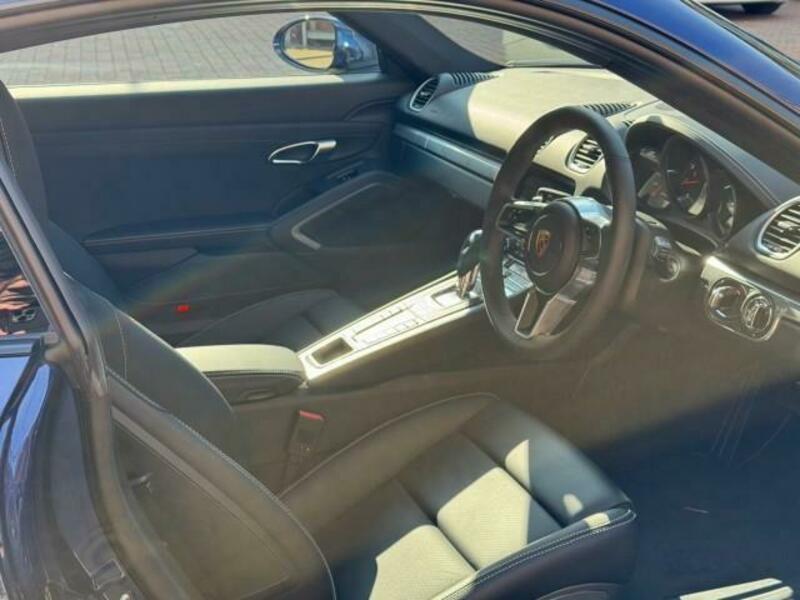 718 CAYMAN