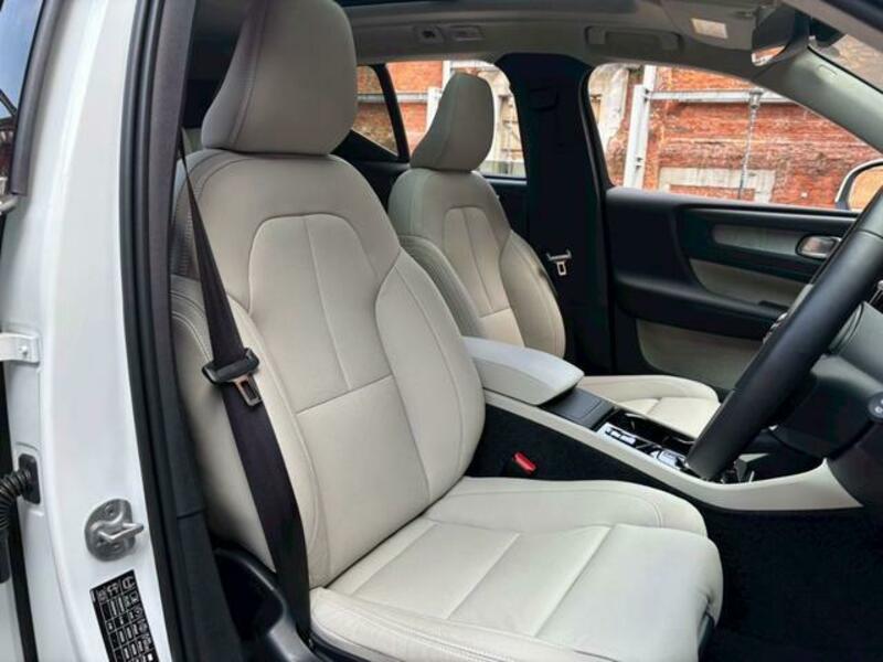 XC40