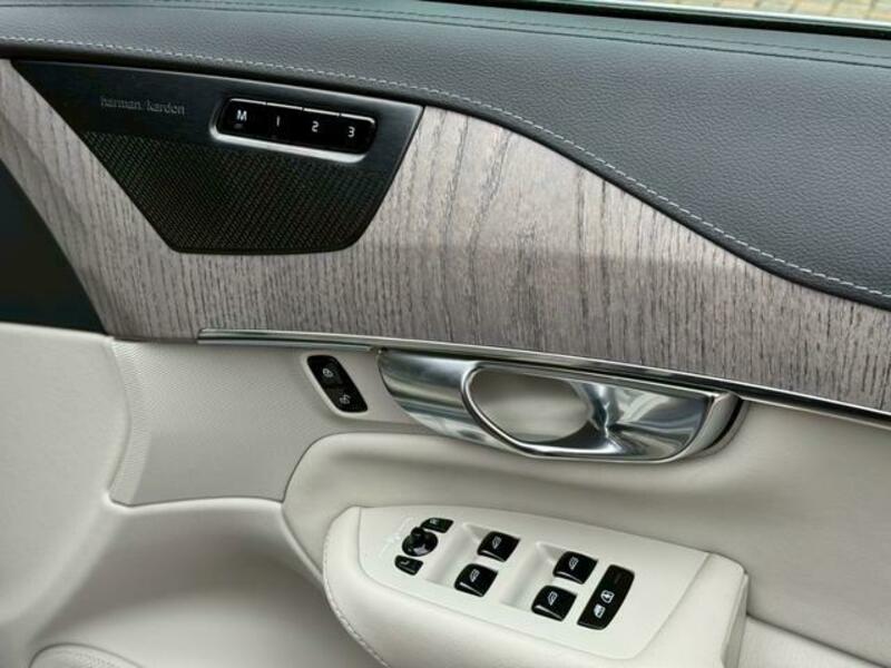 XC90