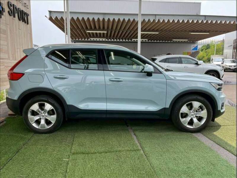 XC40