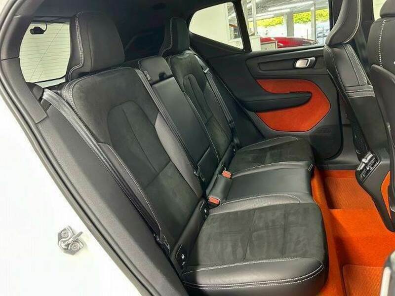 XC40