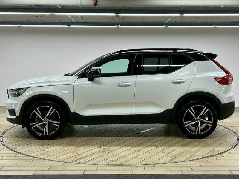 XC40