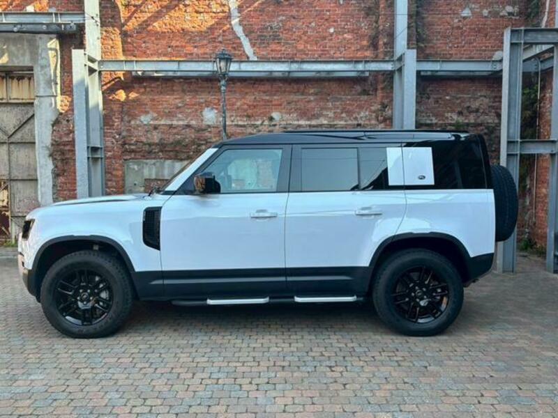 DEFENDER