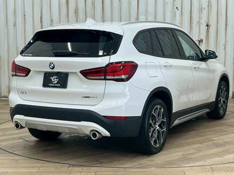 X1