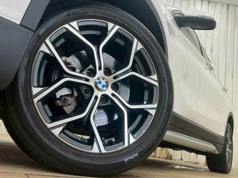 X1