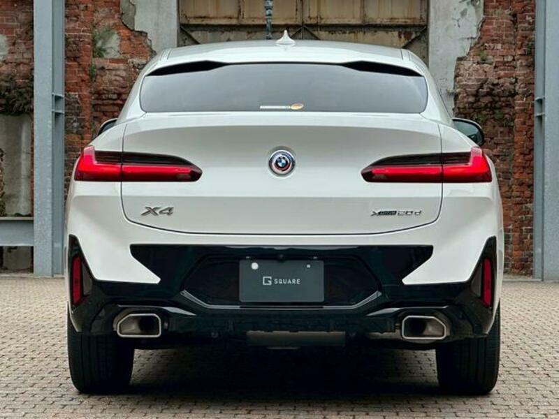 X4