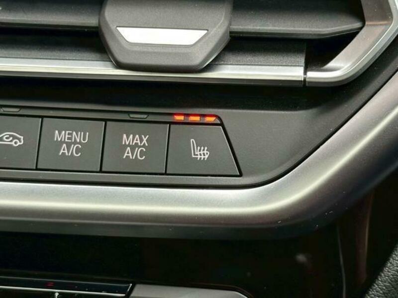 X4