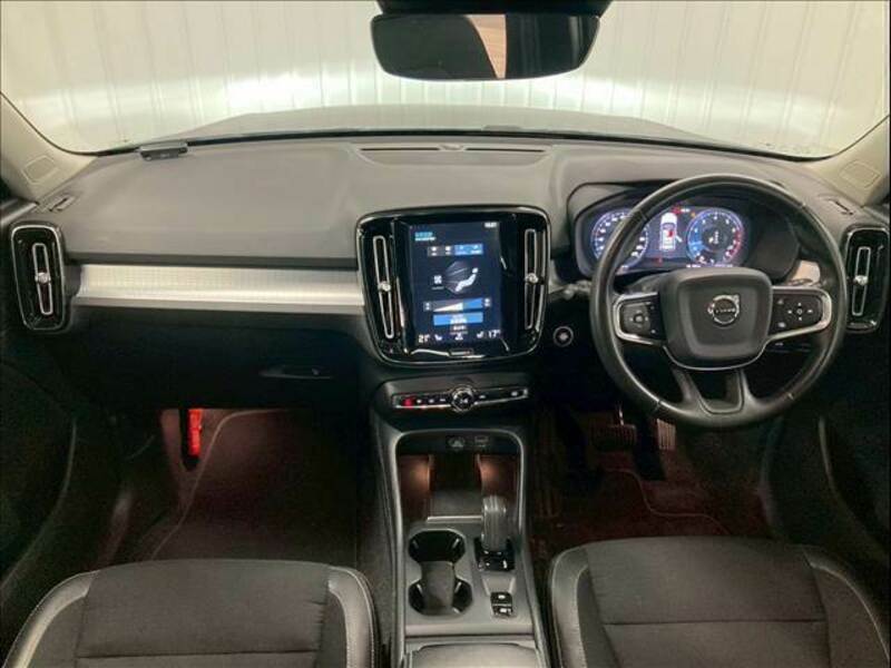 XC40