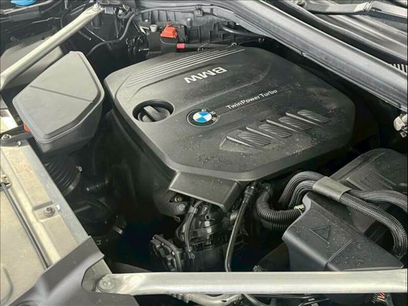 X3