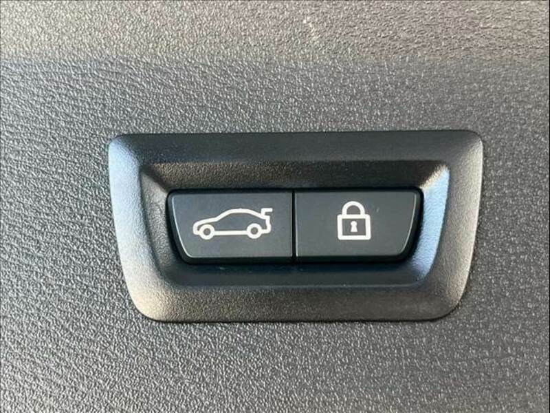 X1