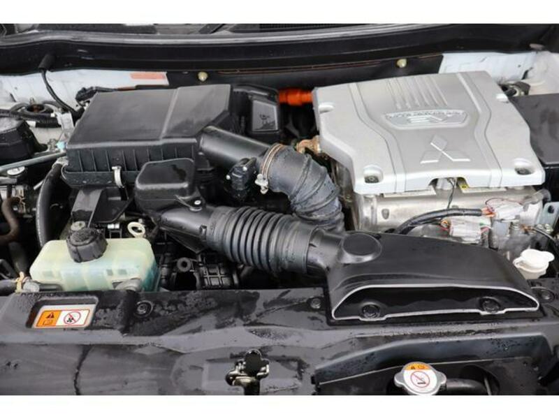 OUTLANDER PHEV