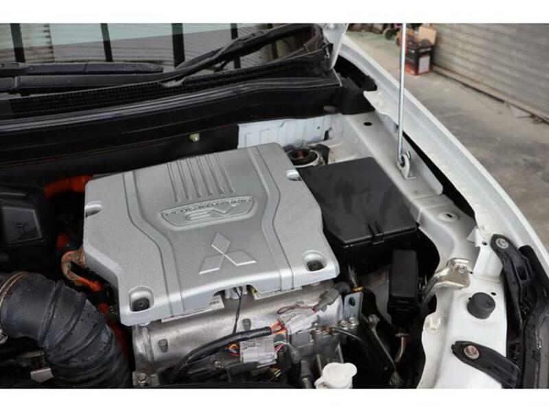 OUTLANDER PHEV